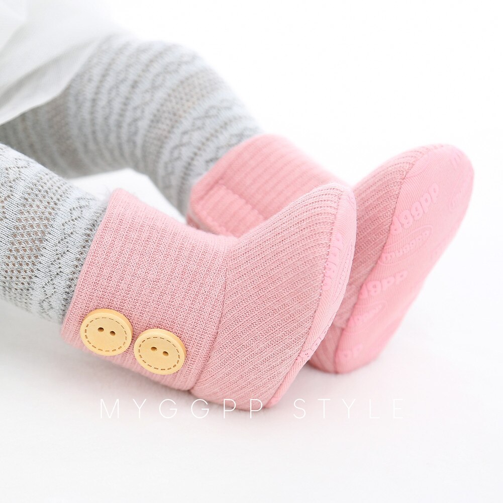 Baby Winter Warme Laarzen Baby Meisjes Soft Sole Crib Knop Katoen Flats Warm Boot Peuter Gebreide Effen Knoppen Prewalke schoenen: Roze / 13-18 months