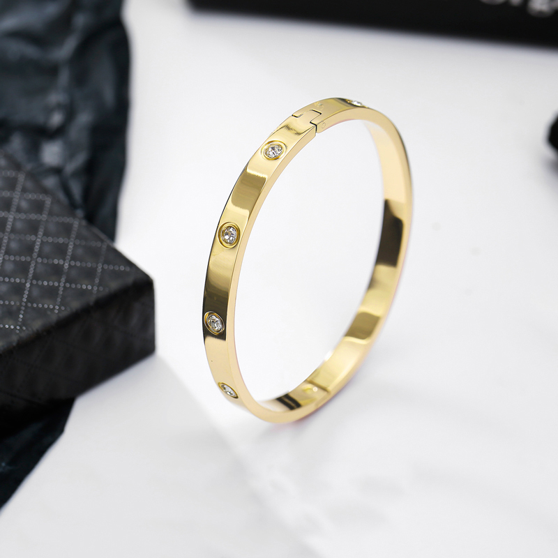 Armband met initialen kopen? Initial armband