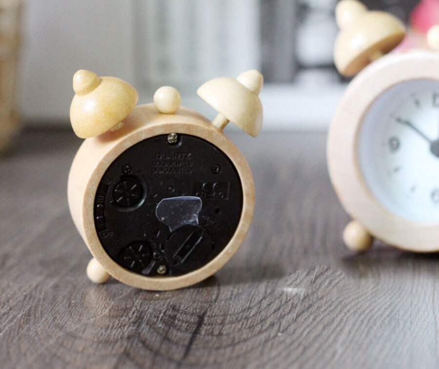 Wooden Log Twin Bell Round Alarm Clock Silence Travel Small Table Clocks Snooze Function Home Decor Ornaments