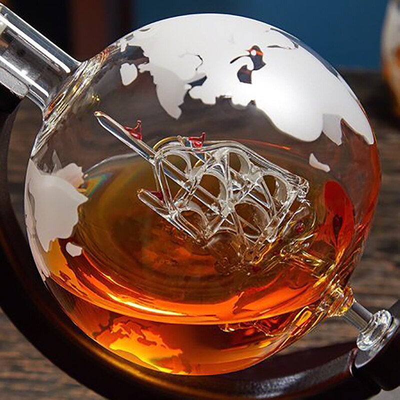 Ensemble de Carafe Globe créative, avec support en bois exquis sans plomb et 2 verres à Whisky, de Globe