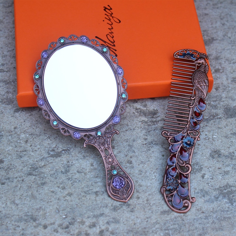 Travel retro makeup handle mirror comb set simple portable dormitory decor student mirror Peacock mirror LB41613