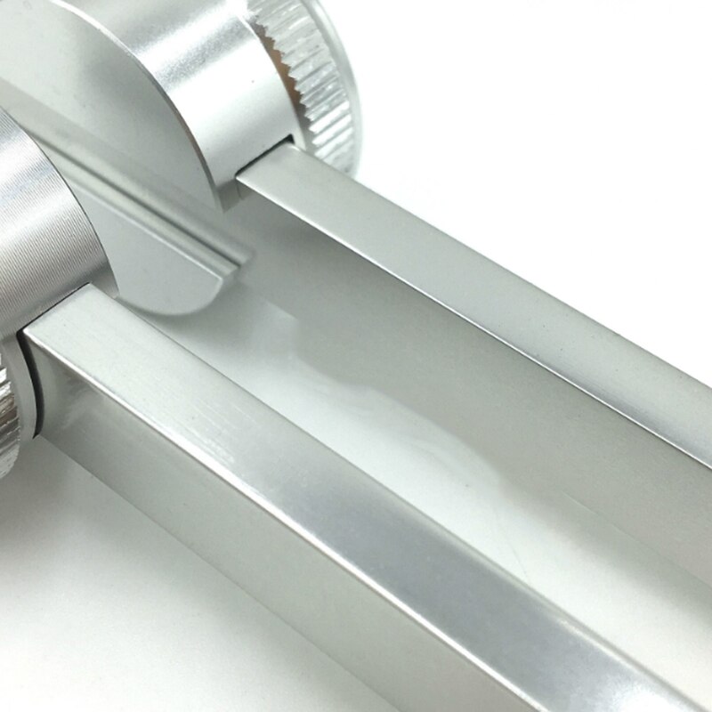 Le diapason 128Hz d'alliage d'aluminium peut être employé pour des de cueillette d'oreille, l'exécution de et de luxe