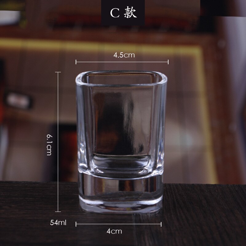 Hoog glas, kogelbeker, klein sterk glas, witte wijn, glazen beker met dikke bodem, bierglas, whiskyglas, wijnglazen: C