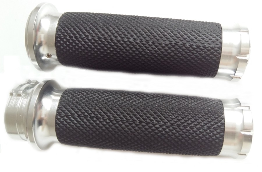 Silver Motorcycle Handle CNC 1"25mm Handlebar Hand Grips For Harley Sportster Touring Dyna Softail Custom