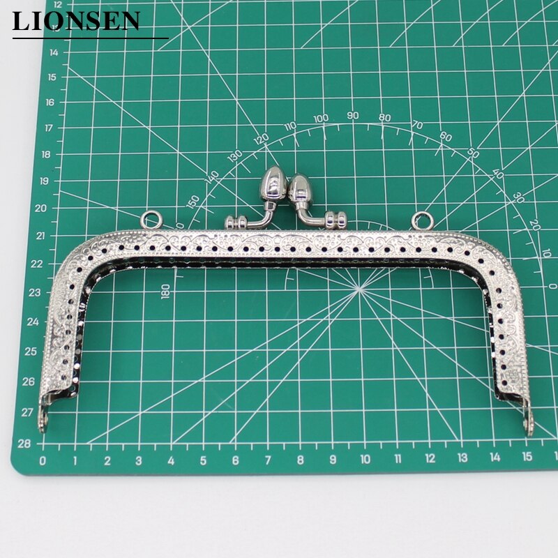 LIONSEN DIY Antique Bronze Flower Bud Head Metal Purse Frame Handle Kiss Clasp Lock for Bag Sewing Craft Tailor Accessories: 15cm silver