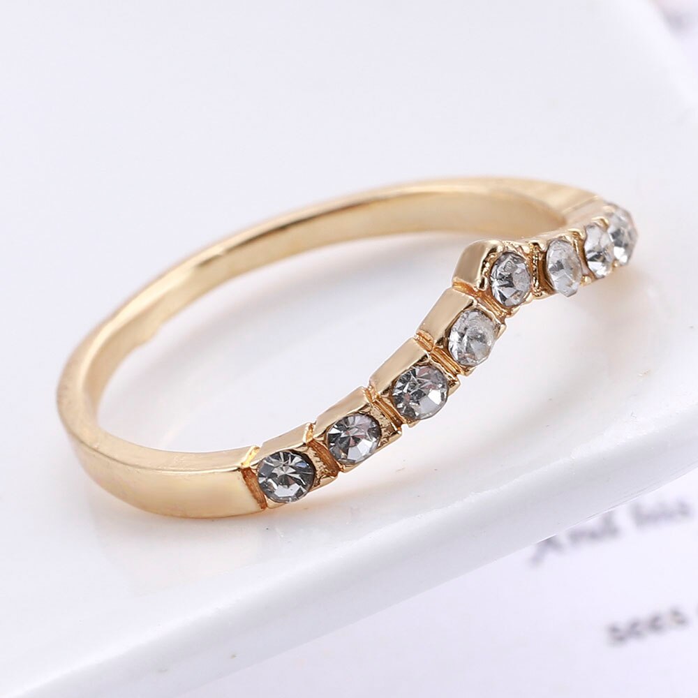 Goud Zirkoon Vrouwen Pinky Ring Koreaanse V Vormige Vrouwen Ring Uniek Dames Sieraden Anniversary Accessoires Banket Ring