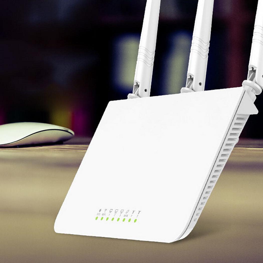 3 antenne 2.4GHz 300Mbps Draadloze Router Familie WiFi Repeater Geschikt voor groot formaat, multi-kamer gebruikers.