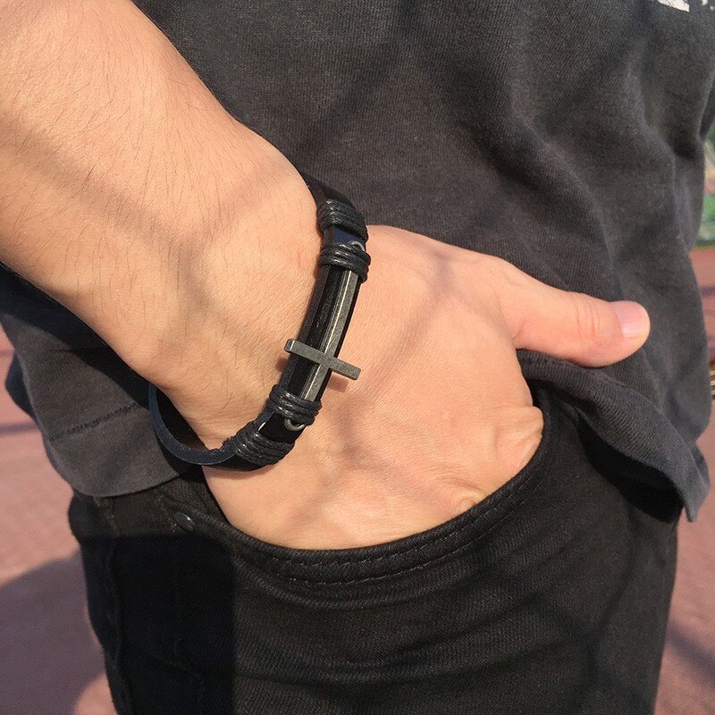 Mand kryds læder armbånd sidelæns tro kristne smykker herre armbånd pulseira masculina
