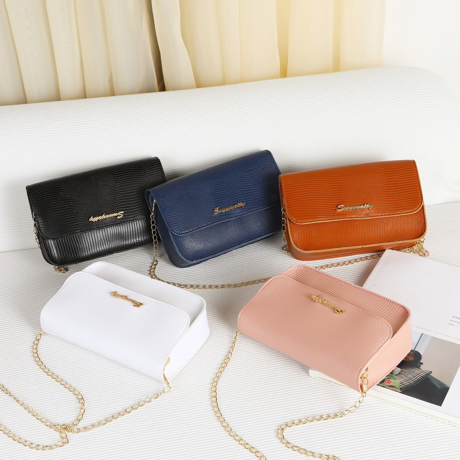 Bolso cuadrado pequeño y sencillo para mujer, bolsa de mano femenina de , de , de cuero Pu, con cadena de cerrojo, bandoleras para teléfono móvil,