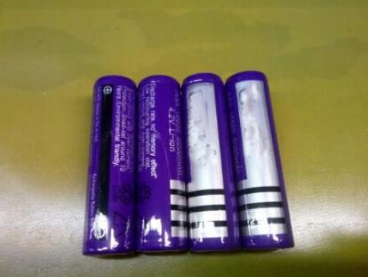 4 stks/partij 4.2 V 18650 Li-ion Lithium Ion Oplaadbare Batterij