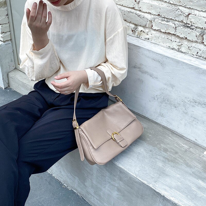 Women's Leisure Bag Trend Women's Shoulder Bag Pu Retro Messenger Handbag Underarm Bag: khaki