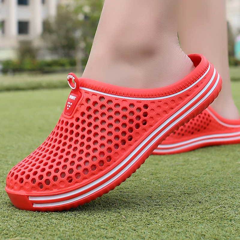 Slippers Cutout Clogs Shoes Men Women Garden Convenience Bathroom Slippers Non-slip Beach Sandals