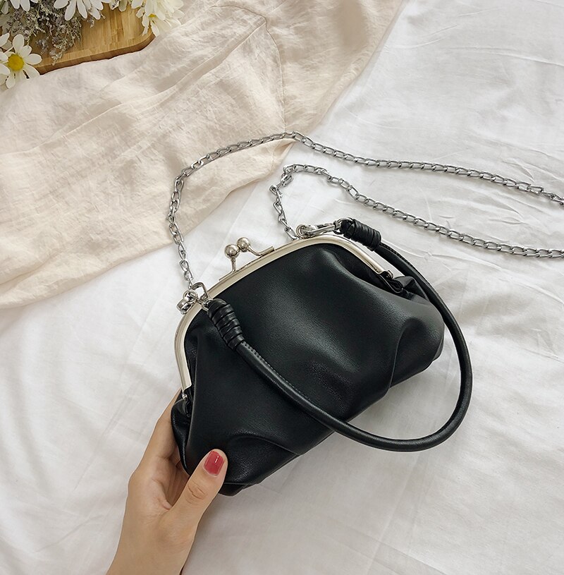 Western stijl effen kleur handtas stijl getextureerde dames ketting schoudertas zomer schelpentas: Zwart