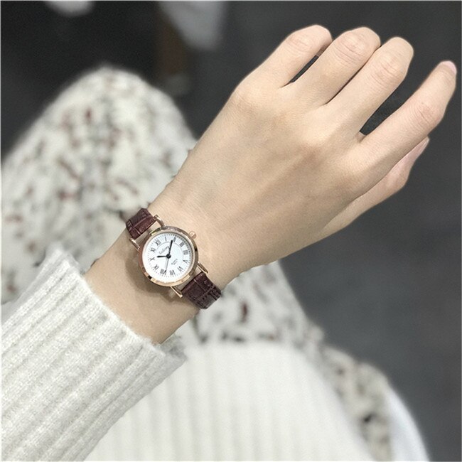 Vintage retro klockor kvinnor casual små dam armbandsur kvaliteter roma skala bambu knut läder kvinna klocka: Brun