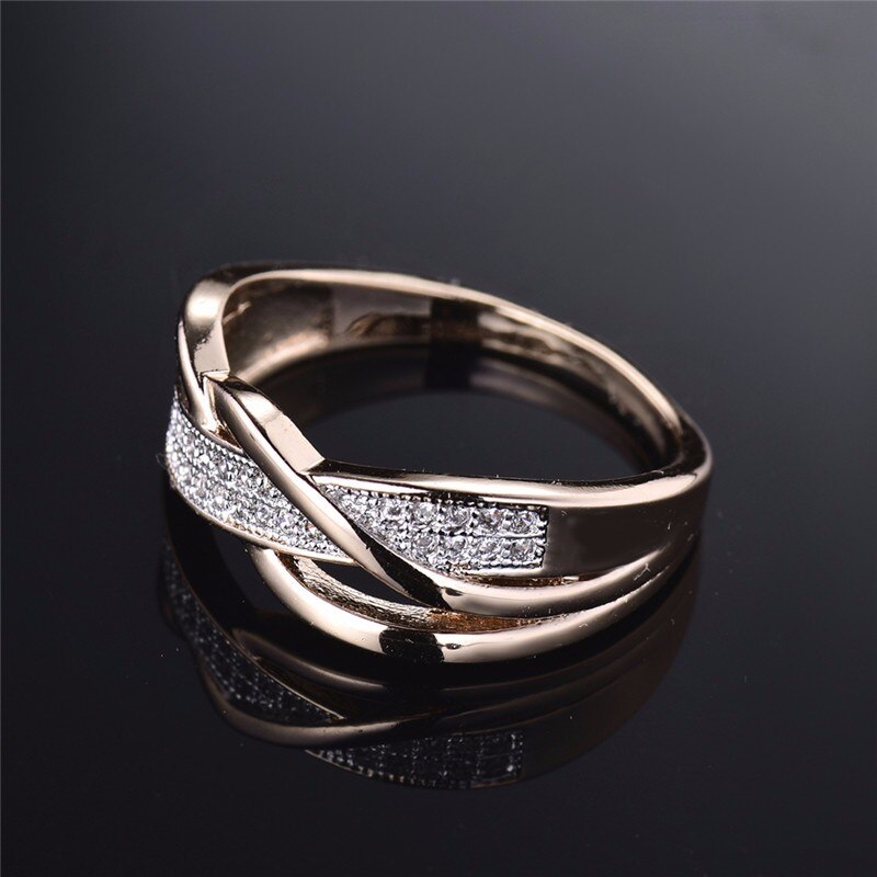 Mode Voor Vrouwen Bruiloft Curve Geometrie Ingelegd Zirkoon Ring Goud Kleur Plating