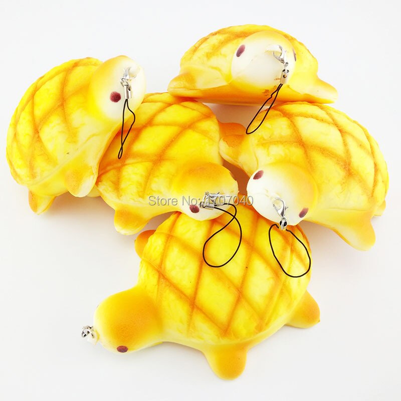 Jumbo 13 cm kawaii zachte geel schildpad broodje squishy turtles collectibles brood voedsel toys 1 stks