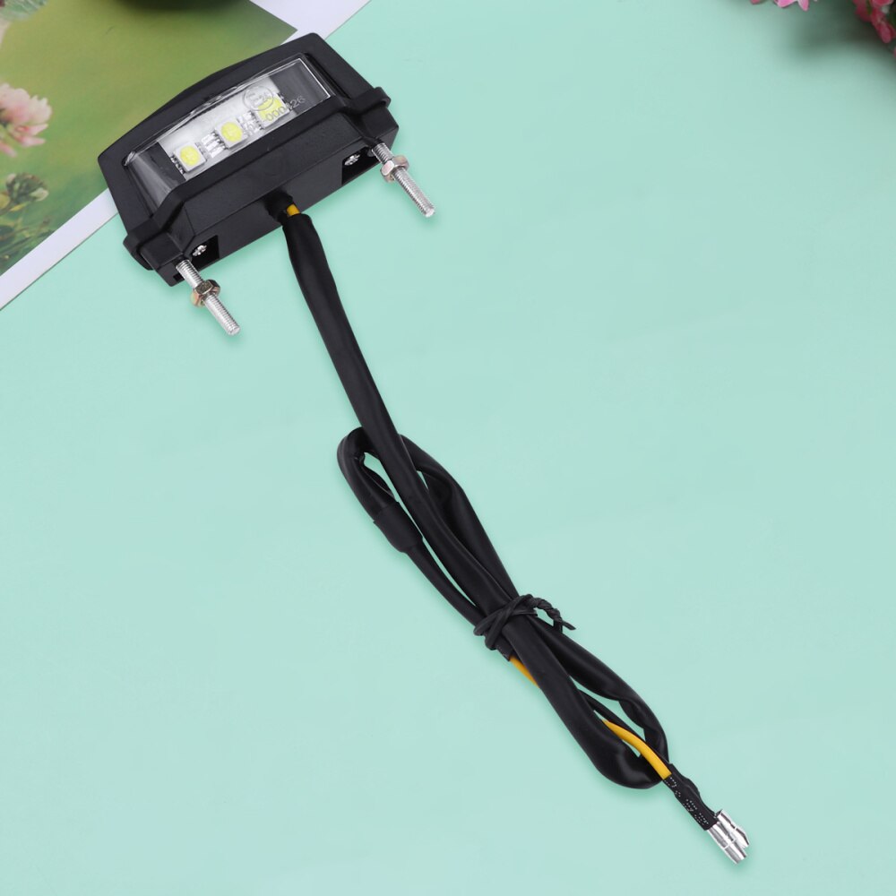1pc kentekenplaatverlichting eenvoudige auto exterieur accessoires nachtsignaal verlichting lampen voor auto scooter motorfiets
