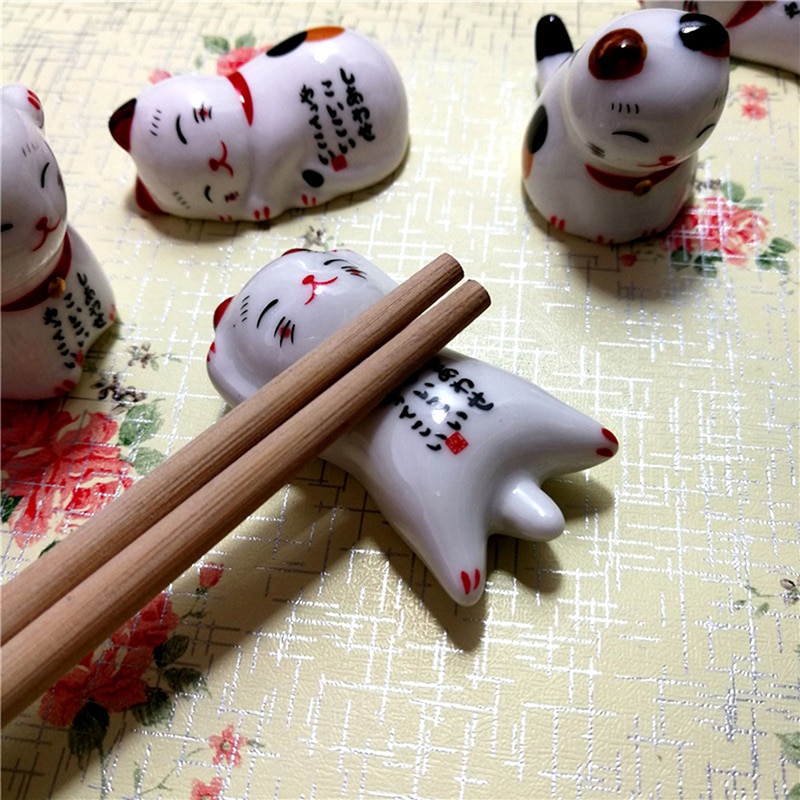 1Pcs Japanse Thuis Keuken Hotel DecorationsCartoon Eetstokjes Rest Lucky Cat Eetstokjes Houder Lucky Cat Keramische Rekken