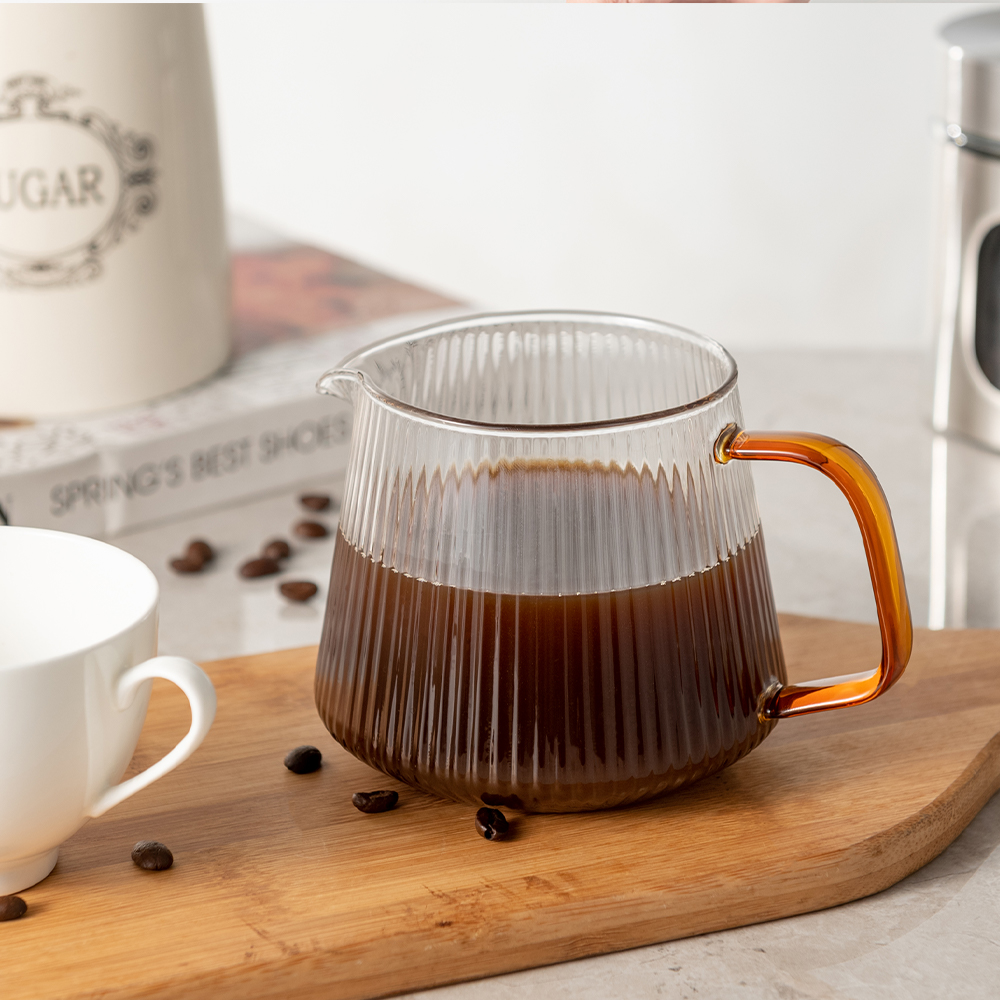 V60 300CC Kaffee Server mit pinsel, Glas Palette Kaffee Karaffe, borosilikatglas Karaffe für Gießen Über Kaffee Maker Microwa: 300cc  A
