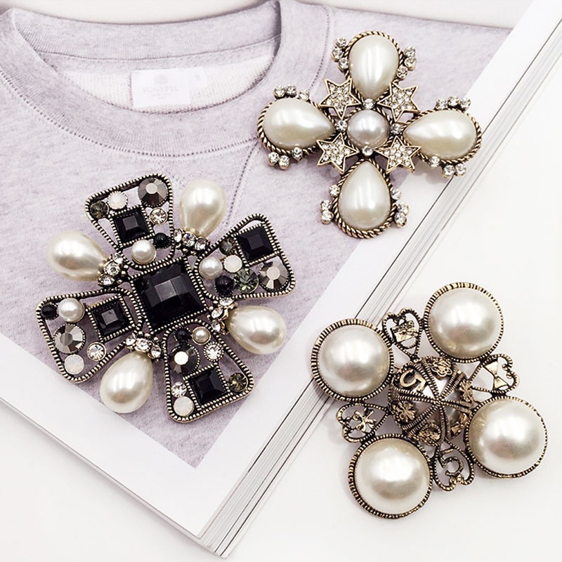 Retro Luxe Vrouwen Strass Kruis Barokke Broche Elegante Parel Sieraden Broches Pins Broche Voor Vrouwen Jas Jurk