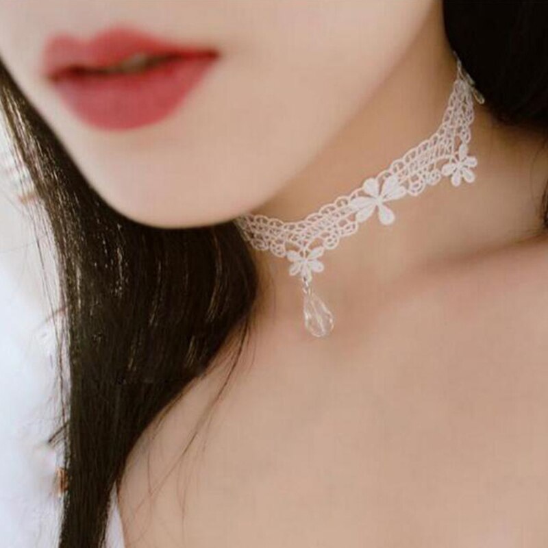 gotisch Klassische Charme Weißen Kragen Frauen Spitze Kragen Handgemachten Partei Samt Spitze Jahrgang Halsband Halskette Für Frauen Kragen