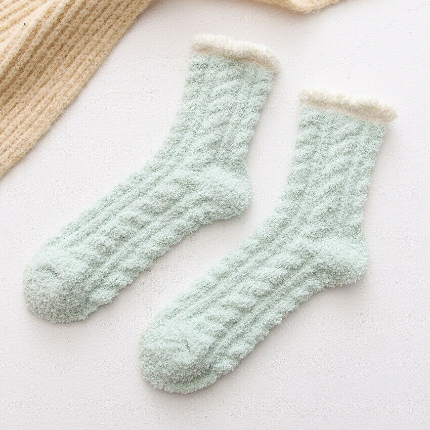 Chaussettes Kawaii en molleton de corail, résistantes au froid, chaudes, épaisses, en velours, couleur bonbon, en coton, pour dormir en hiver: Green