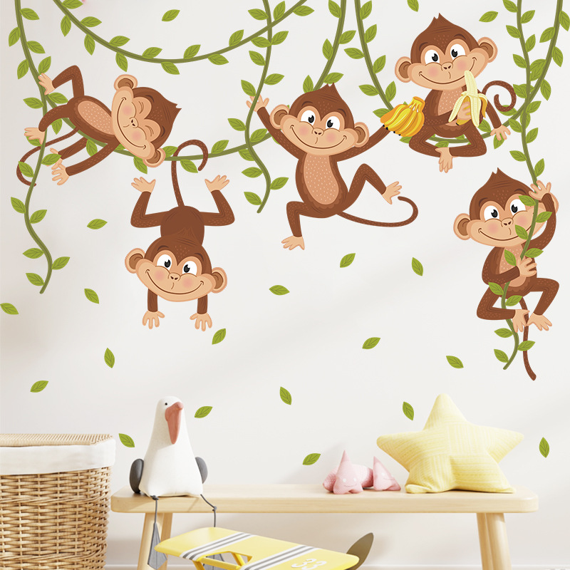 Cartoon 5 Apen Spelen Op De Groene Takken Bladeren Wijnstok Muurstickers Kinderkamer Decoratieve Stickers Kwekerij Muurstickers Decor
