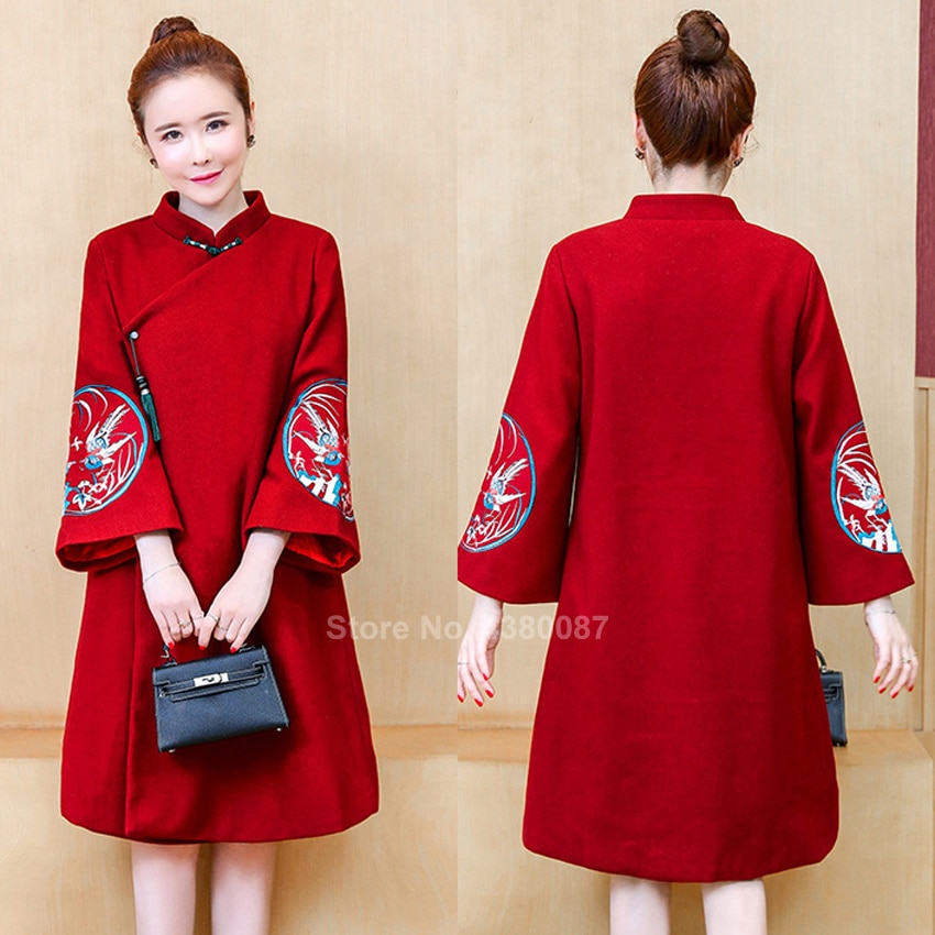 Women Winter Coat Traditional Chinese Clothing Winter Thick Cheongsam Dress Crane Embroidery Vintage Wool Qipao Year