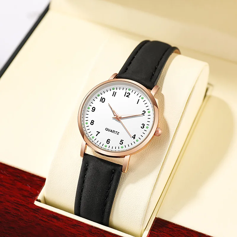 Nieuw Horloge Vrouwen Mode Casual Lederen Riem Horloges Eenvoudige Dames Kleine Wijzerplaat Quartz Klok Jurk Polshorloj Mujer