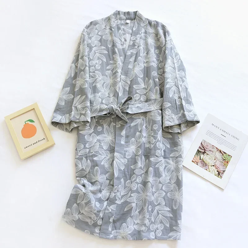 Damen-Bademantel aus bedruckter Baumwolle, Schließfach sitzender Bademantel, japanischer Stil, zum Binden, Kimono-Bademantel, schweißdampfende Baumwollpyjamas, Roben für Damen: XL / Grau