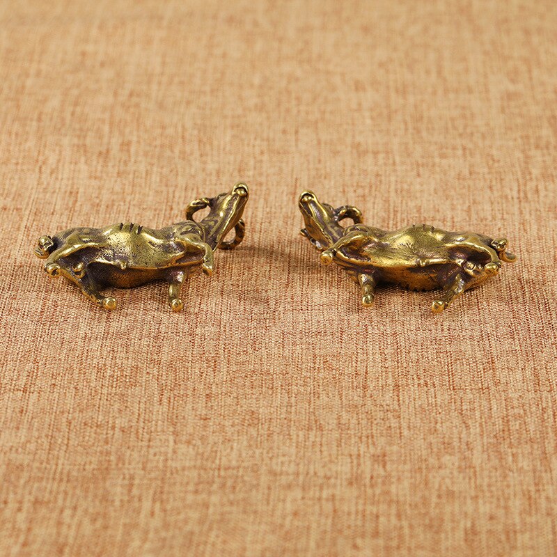 MIni 2pcs Brass Buffalo Statue Cute Bull Figure Props Sculpture Home Office Party Bar Desk Decoration Ornament Funny Toy