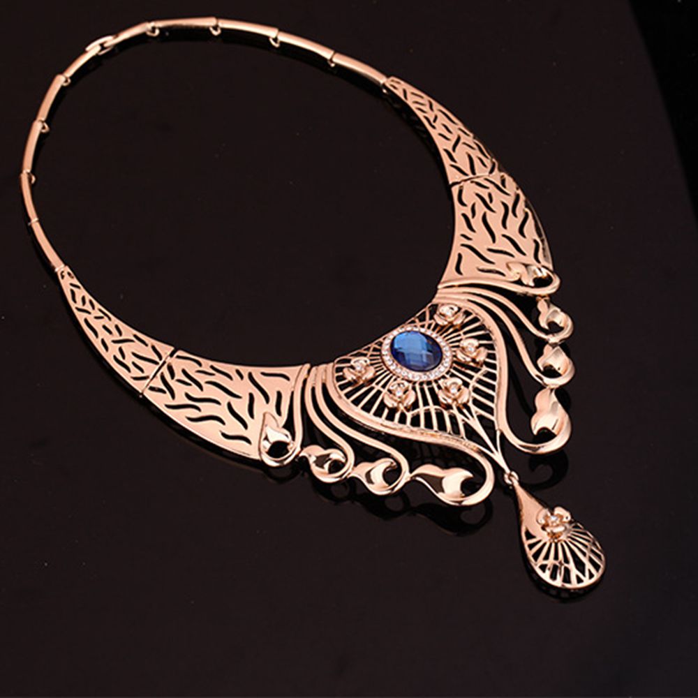 Teardrop Blauw Europa Amerika Hing-end Bruiloft Womens Ketting Bangle Oorbellen Ring Set Dames Party Legering Vier Sets Van Jewel