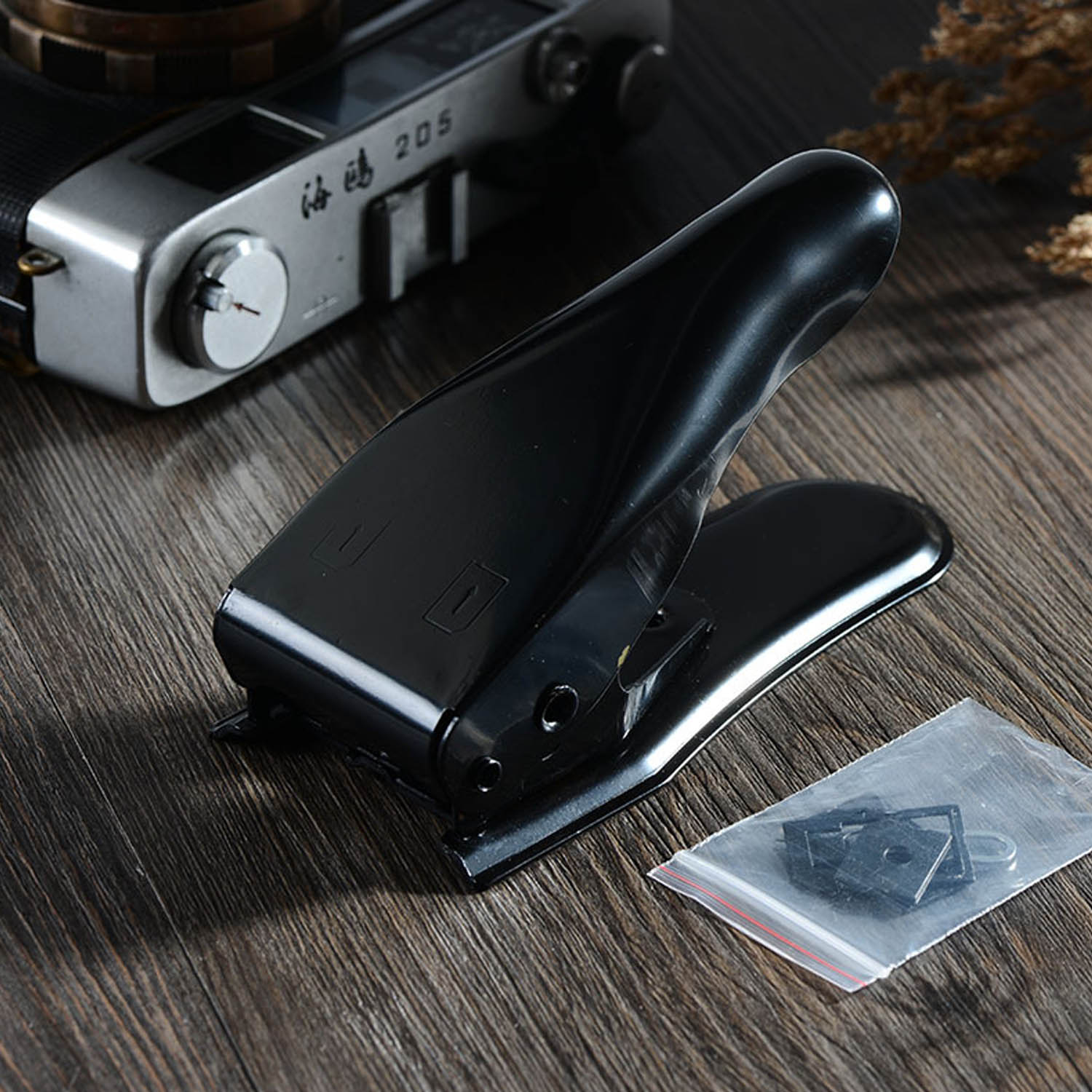 Dual 2 in 1 Micro SIM Cutter with Nano SIM Card Adapter Tray Open Needle for iPhone Samsung Xiaomi Mobile Phone Tablet