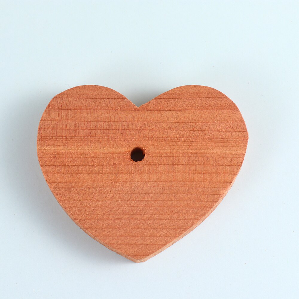 10pcs Cedar Wood Chips Heart Shape Cedar Wood Slices Mothproof Wardrobe Cedar Wood Chip