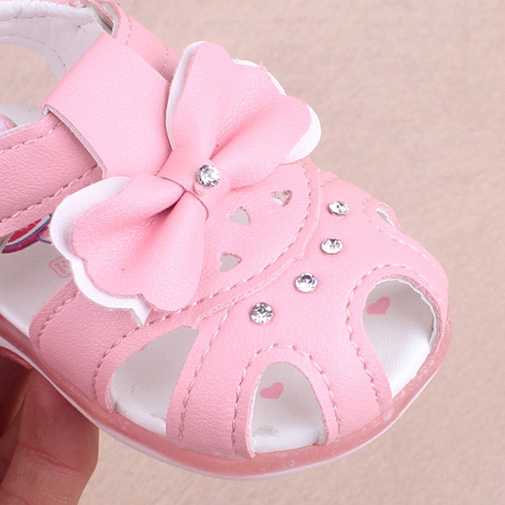 Princess Children's Sandal Girls Solid Color Tile Sun Bow Knot Lighting Beach Sandals Girls Shoes Cute Soft Shoes Sandal Shallow