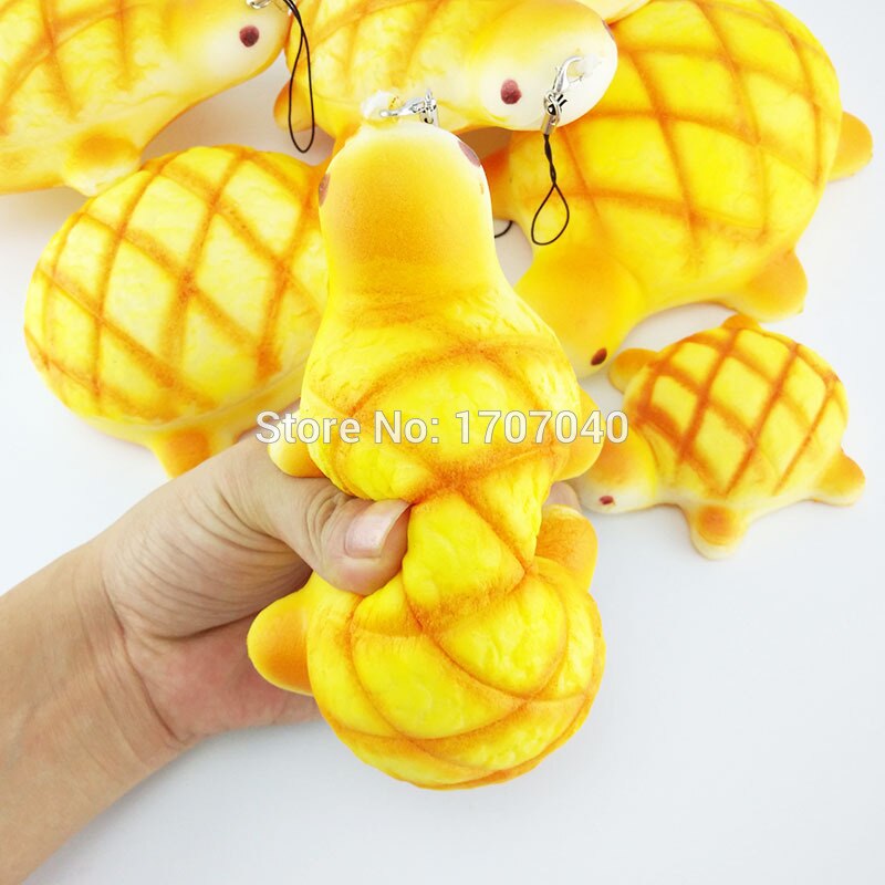 Jumbo 13 cm kawaii zachte geel schildpad broodje squishy turtles collectibles brood voedsel toys 1 stks