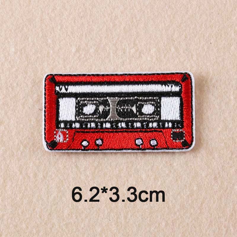 Radio Rode Tape Ijzer Op Patch Kleding Patch Voor Kleding Meisjes Vrouw Geborduurde Patch: Default Title