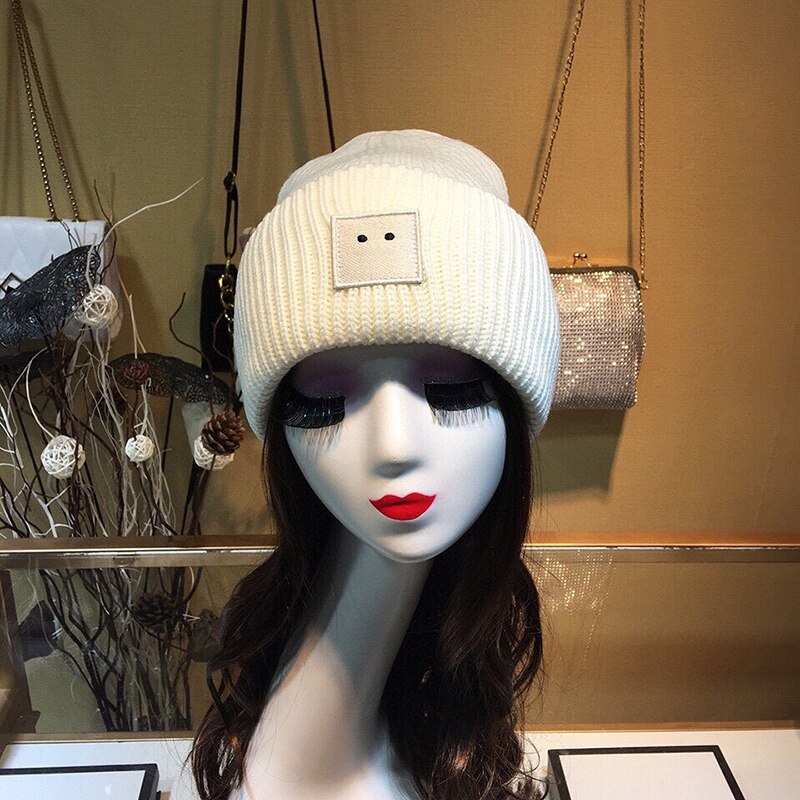 Vrouwenhoed houdt warm in de winter vrije tijd joker: 02