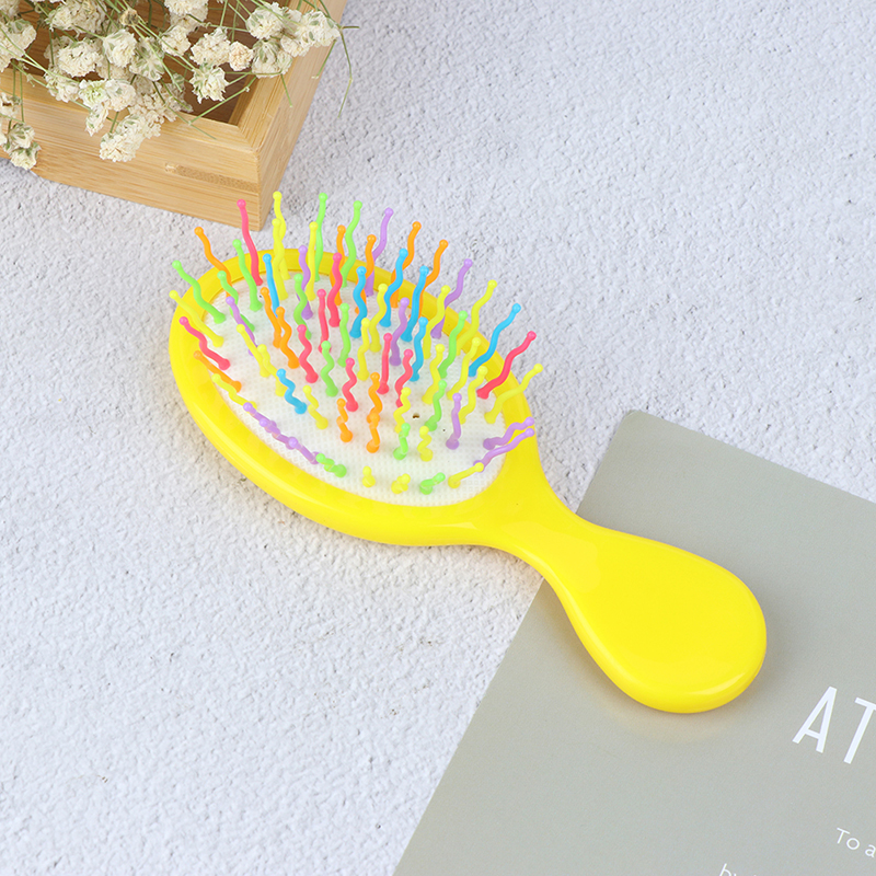 Baby Boys Girls Hair Comb Candy Color Plastic Hair Brush Child Portable Travel Anti-static Comfortable Head Massager Combs: Yellow