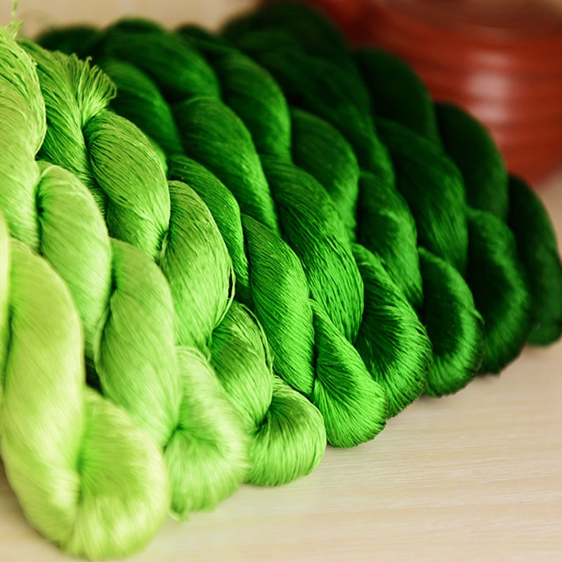 silk embroidery thread / 100% silk thread /hand embroidery embroider cross stitch/Leaf embroidery/green series: 8 colors