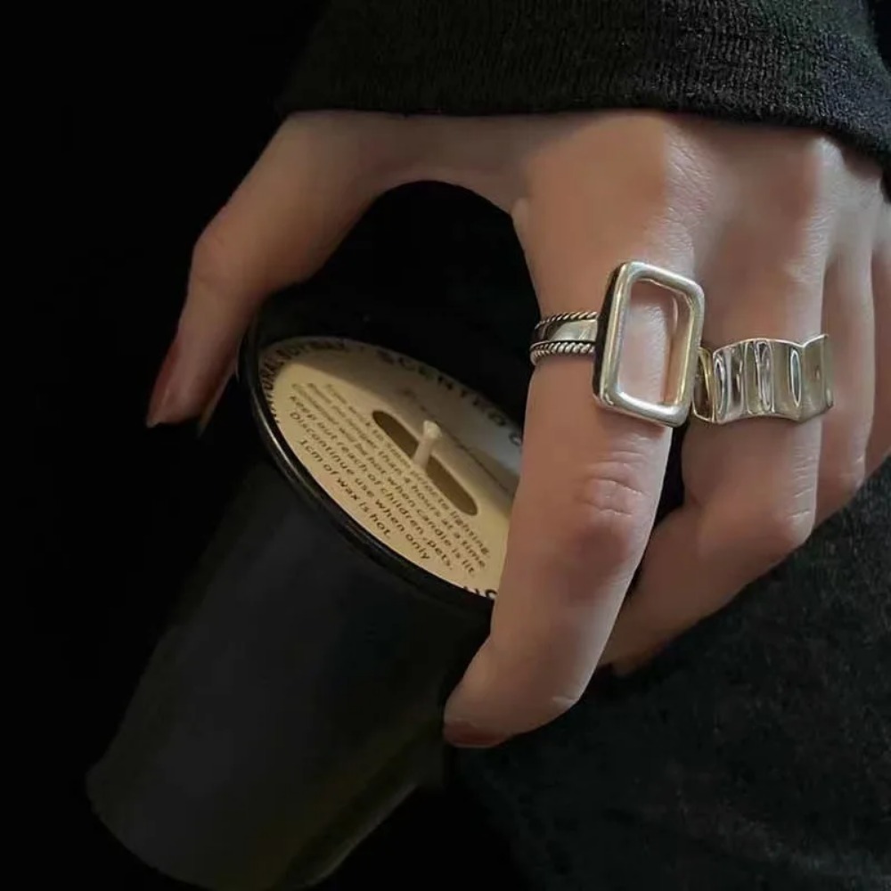 Conjunto de anillos geométricos cuadrados huecos de Color plateado con personalidad para hombre, anillos de acero inoxidable con ondas irregulares Punk para mujer, joyería de roca