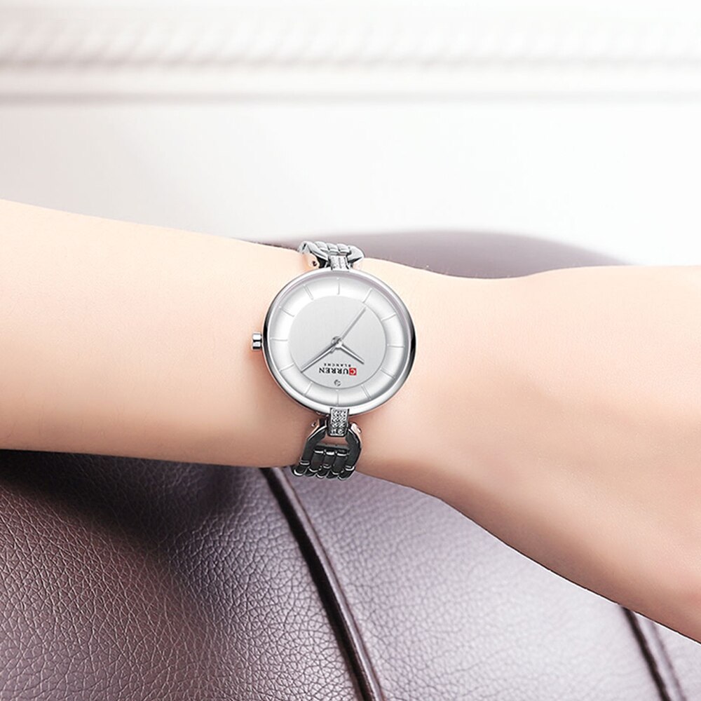 Luxe CURREN Simple Casual Quartz Horloges Vrouwen Zilveren Jurk Horloge Vrouwelijke Klok Dames Horloge met Roestvrij Staal