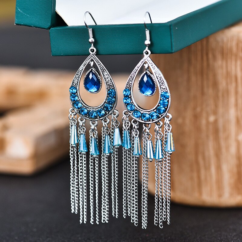 Bohemian Long Tassel Earrings 2022 Trend Water Alloy Crystal Beads Women Vintage Rhinestone Chain Earrings: E1888Aquamarine