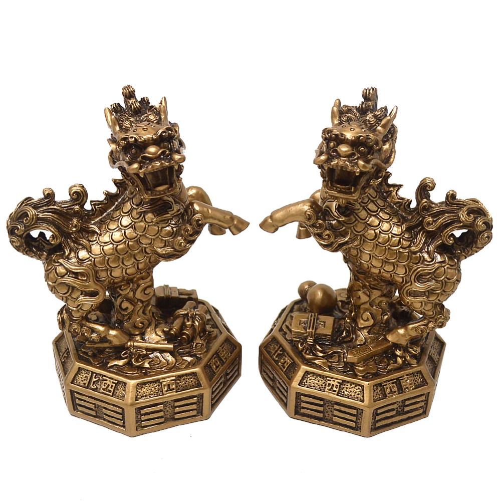 Chi lin Feng Shui - A Pair of Resin Statues Qilin/Chinese Kylin Guardian W4241