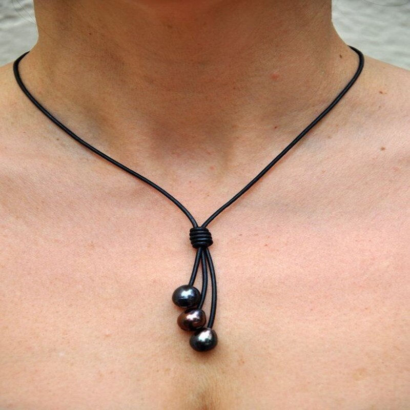 Women pearl necklace leather knotted long necklace classic high jewelry Christmas party pendant necklaces: Platinum Plated