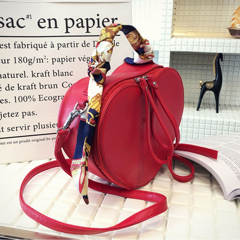 Sac de messager en cuir PU femmes en forme de coeur solide couleur sac à main foulard en soie dames sac à main femmes mince sangle sac à bandoulière