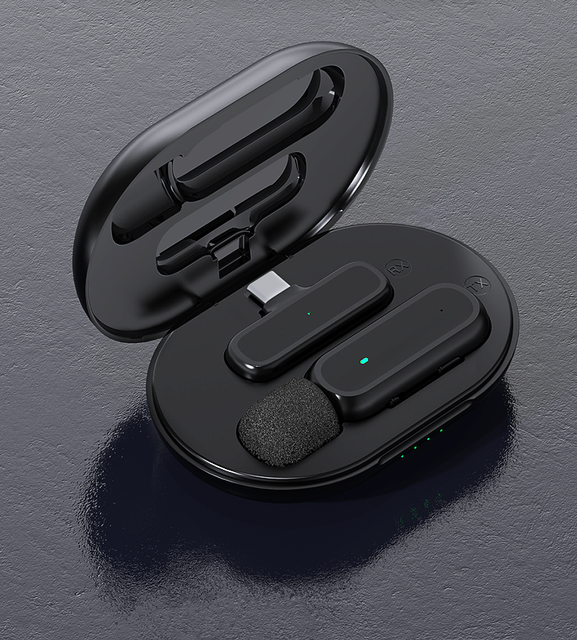 Wireless Lavalier Microphone Portable Charging Box Audio and Video Recording Plug-and-Play Mic For iPhone and Android Phones: Lightning