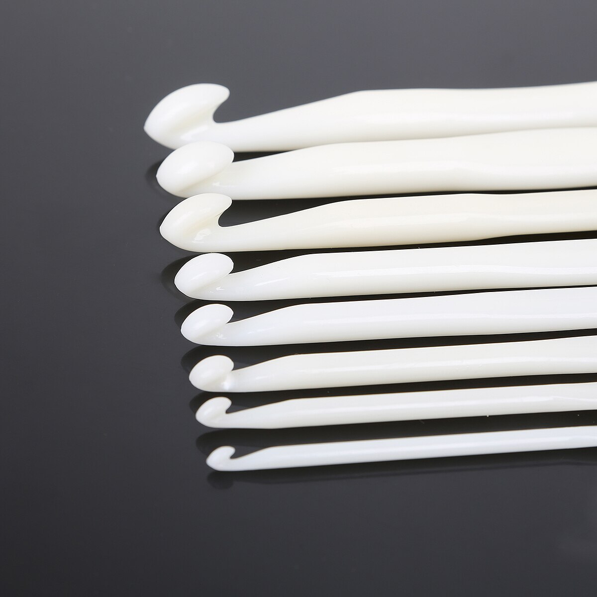Gancho de ganchillo de plástico blanco para tejer, agujas de tejer, herramientas para suéter, accesorios para manualidades DIY, 3/4/5/6/7/8/9/10mm