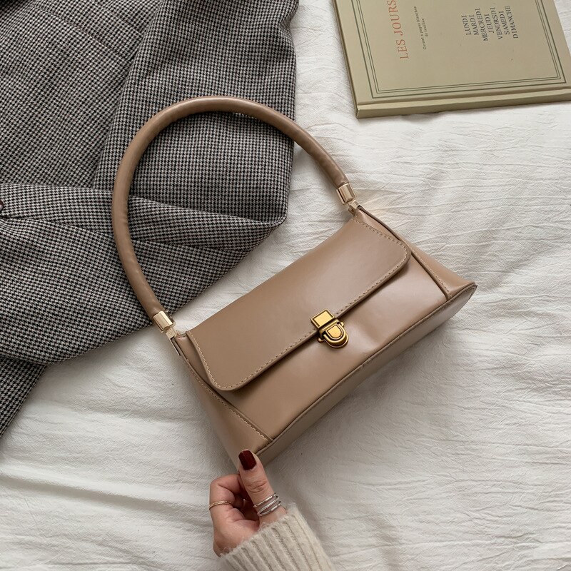 French bag female bag versatile texture shoulder messenger bag Korean version of the underarm bag: Khaki