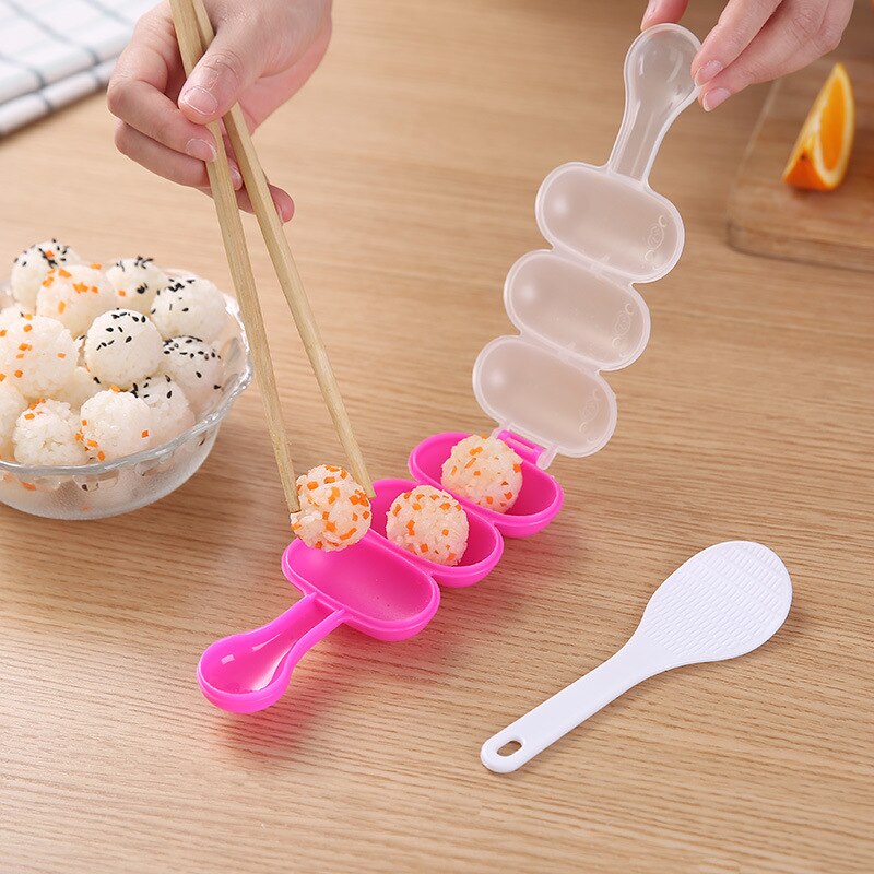 Molds for children food onigiri mold 3 small balls shake sushi mold With rice spoon rice mold kitchen tool sushi tools: Red